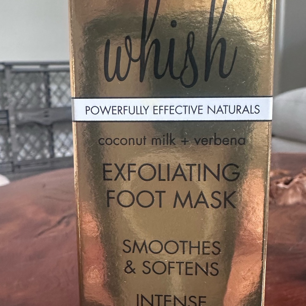 Whisk foot masque